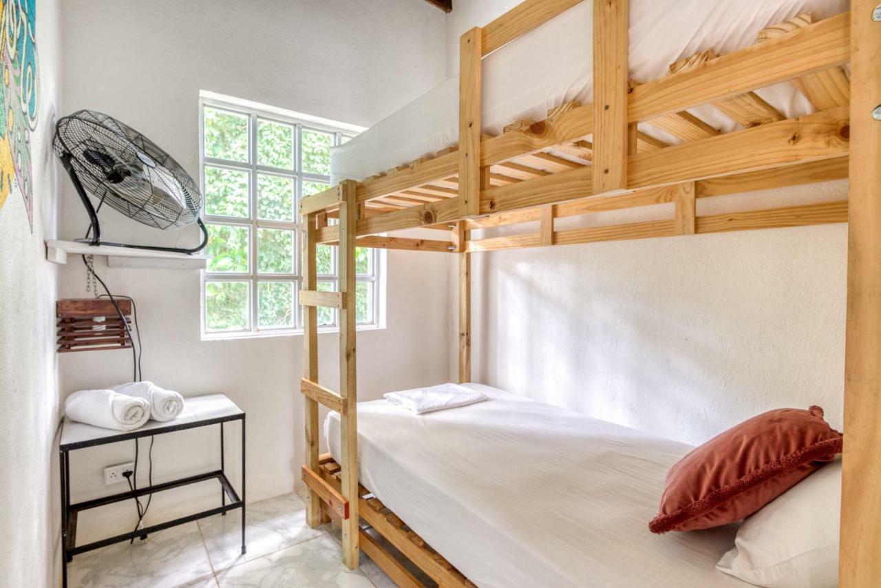 Selina Manuel Antonio Hotel ภายนอก รูปภาพ